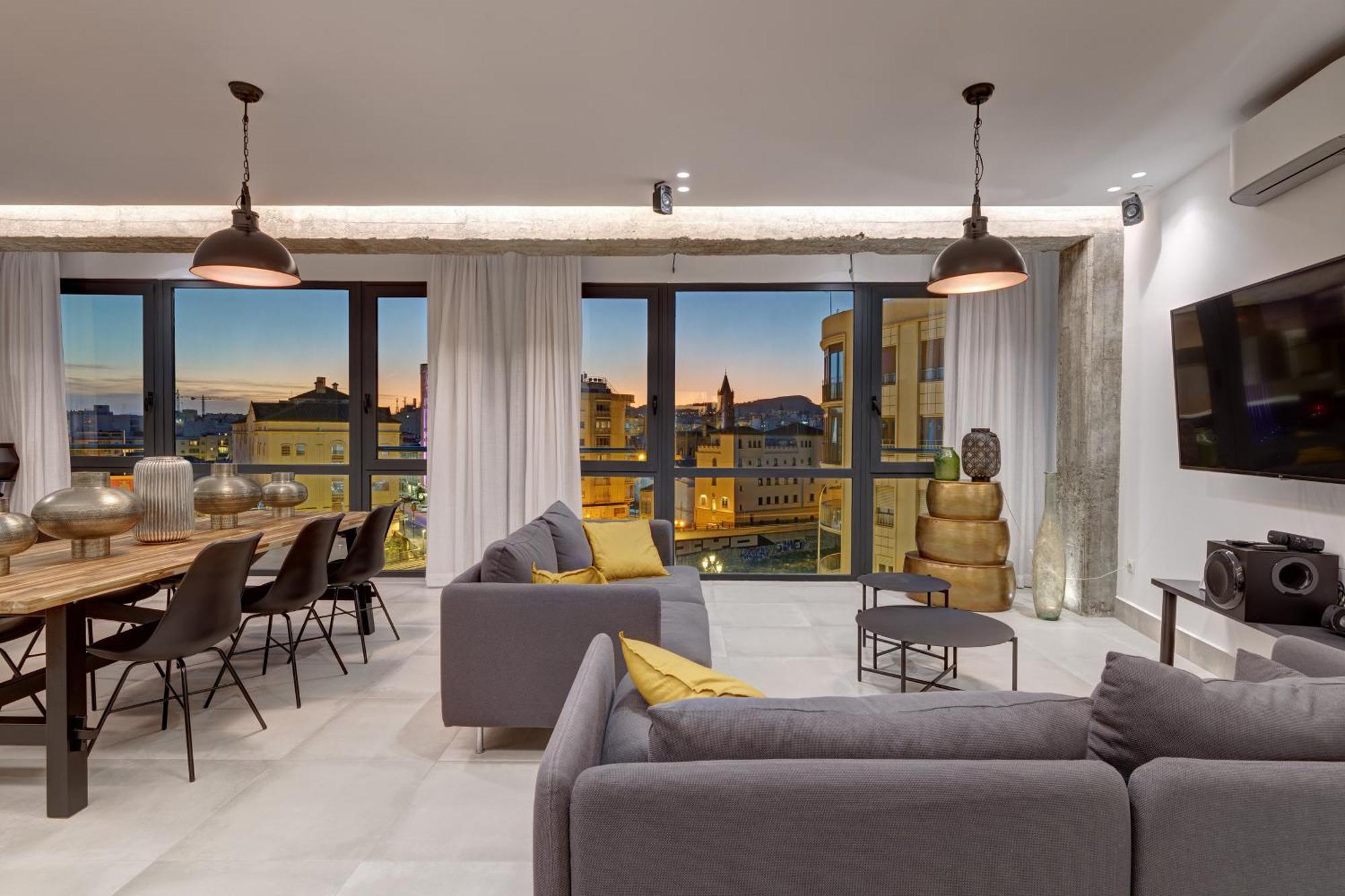 Apartment Tribuna Center By Seric Малага Экстерьер фото